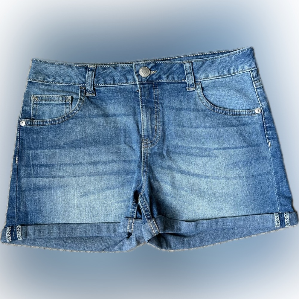 Size 14+ Girls’ Justice medium wash denim shorts